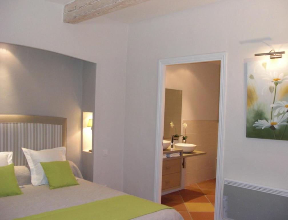 Chambres D'Hotes Domaine De La Capelle Saint-Martin-Lalande Rum bild